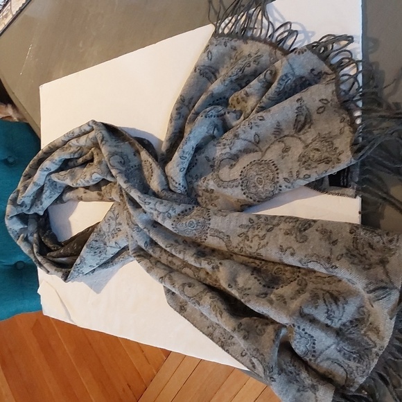 Cashmink Luxe Neutral Black/Gray Butter Soft elegant Dress Scarf Wrap Shawl - Picture 6 of 7